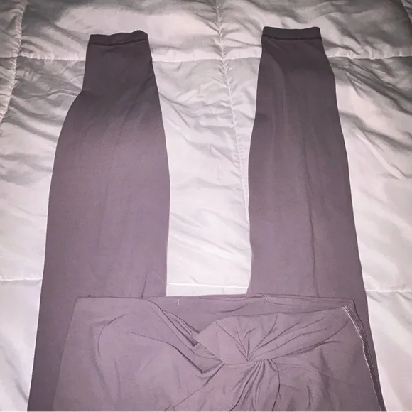 Lululemon Align High-Rise Tight 28" *Twist Waist - Picture 7 of 12
